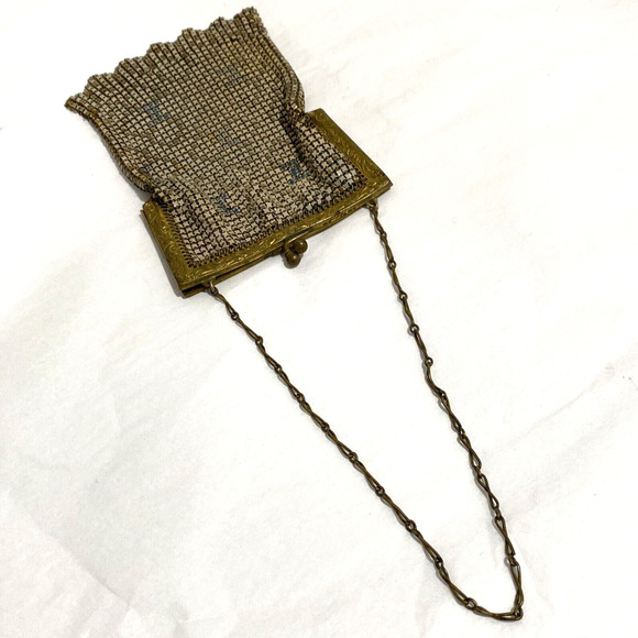 Vintage 1920s metal mesh purse Art Deco geometric white enamel blue gold flaws - Picture 6 of 12